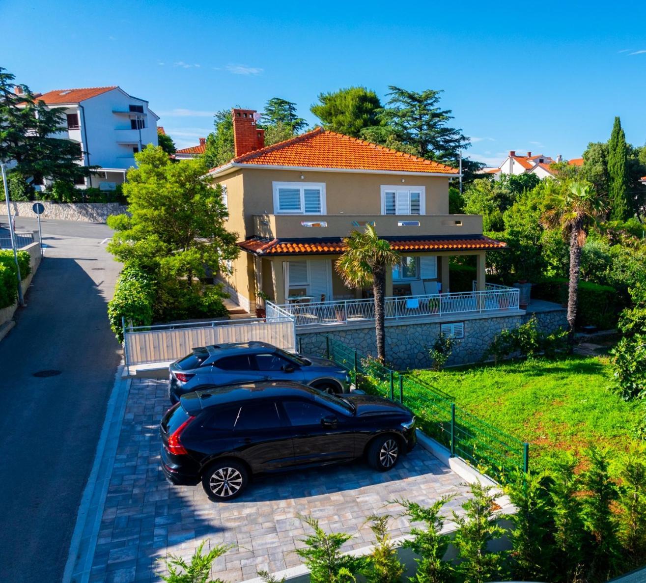 Villa Marica Tiny House In Krk City Centre Крк Экстерьер фото